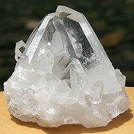 uWYNX^[SA-097