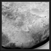 �X�M���C�g���[�X-003