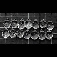 " .【ゆうパケット対応可】水晶しずくカット6×6×9mm（0.8mm穴）. "
