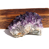 " .ウルグアイ産アメジストクラスター-156. "