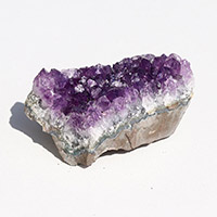 " .ウルグアイ産アメジストクラスター-163. "