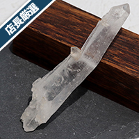 【スーパーSALE】【店長厳選】ブラジル・ディアマンティーナ産水晶原石（曲がり水晶）-038