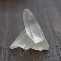 【スーパーSALE】【幻の国産水晶】山梨県八幡山鉱山産水晶クラスター-002