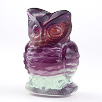 【スーパーSALE】縁起物！フローライトふくろう彫り物-033