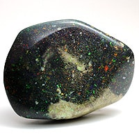 【いい石の日】【博物館級特選】ブラックオパール原石磨き-010(UI-20)