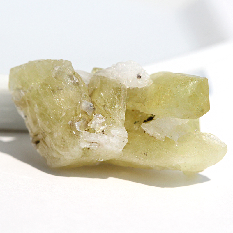 ブラジル産ブラジリアナイト原石-004水晶クラスター、天然石ビーズの 
