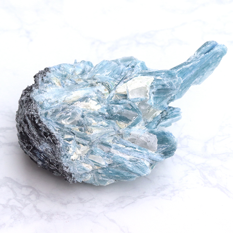 ブラジル産パライバブルーカイヤナイト原石-039水晶クラスター、天然石 