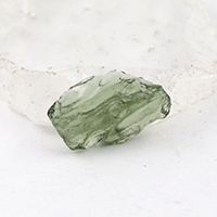 " .チェコ産モルダバイト原石-080. "