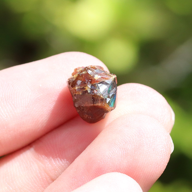 奈良県天川村産レインボーガーネット結晶-038水晶クラスター、天然石