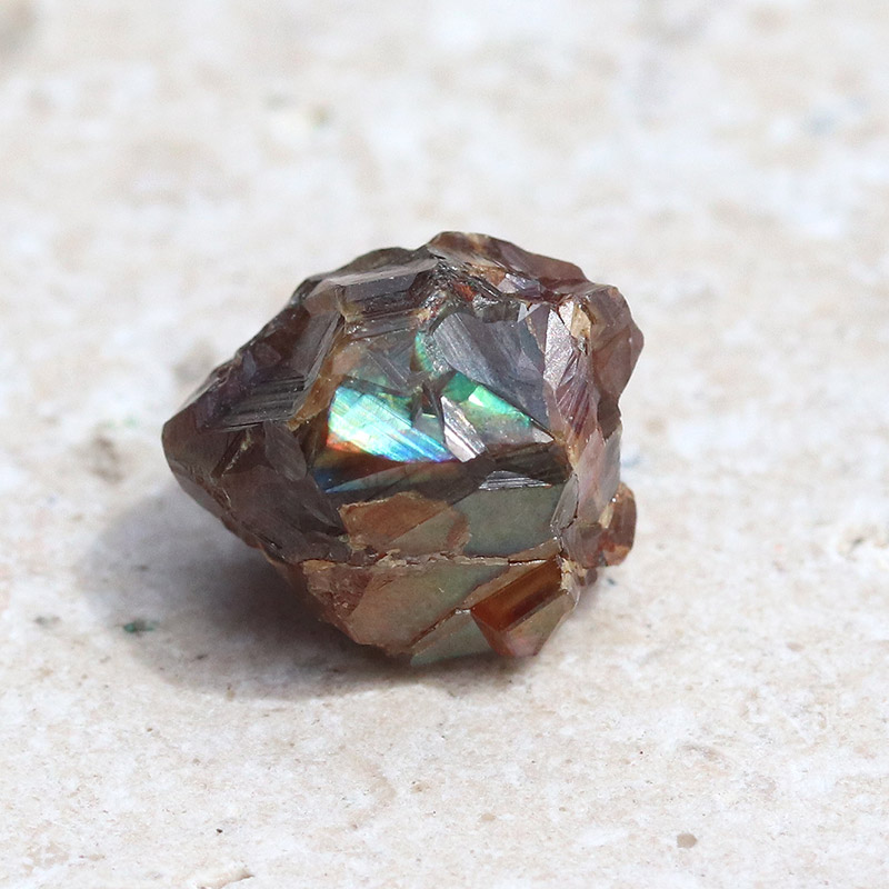 奈良県天川村産レインボーガーネット結晶-038水晶クラスター、天然石