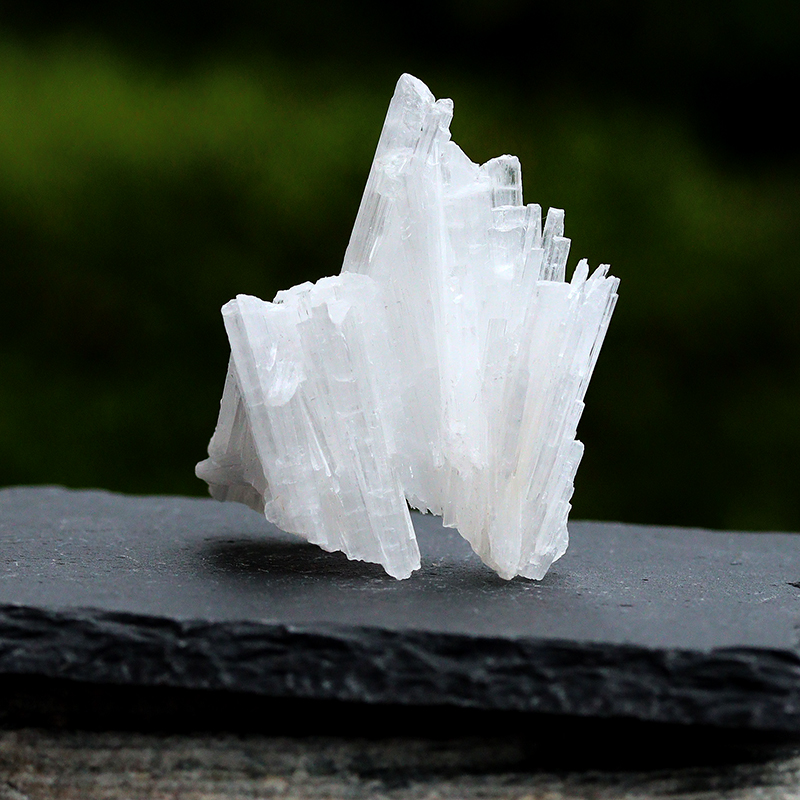 スーパーSALE】美しい繊維状結晶！インド産スコレサイト原石-010水晶 