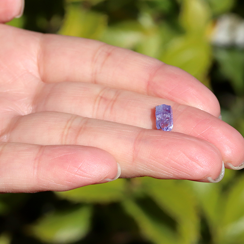 タンザナイト タンザニア産 クリスタル 水晶 原石