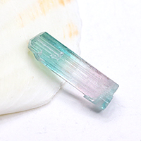 【スーパーSALE】稀少トリコロールカラー！パキスタンピーチ鉱山産トルマリン結晶-035