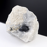 【スーパーSALE】超稀少！閉山両剣結晶！イタリア産モリオン原石（大理石母岩）-171