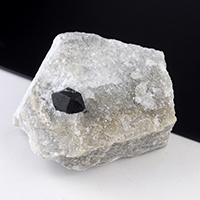 【スーパーSALE】超稀少！閉山両剣結晶！イタリア産モリオン原石（大理石母岩）-172