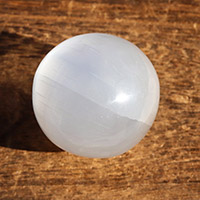 【半額SALE】モロッコ産セレナイト丸玉-043